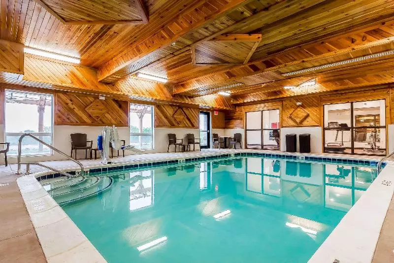 Hotelli Comfort Suites La Vista  Omaha