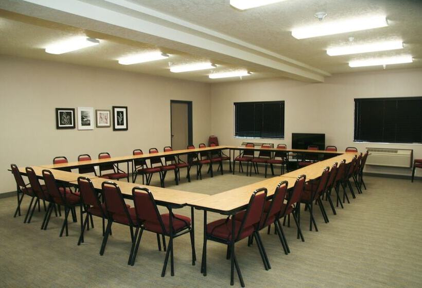 ホテル Country Inn & Suites By Radisson, Prineville, Or