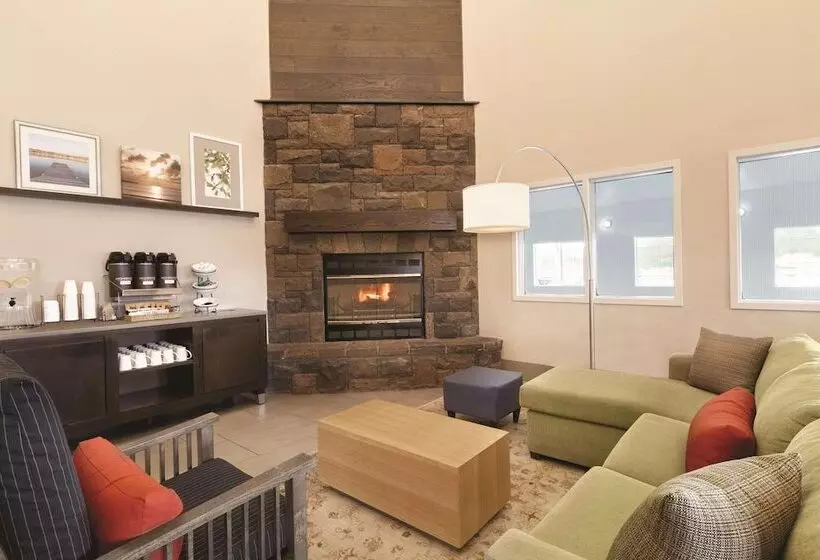Hotelli Country Inn & Suites By Radisson, Prineville, Or