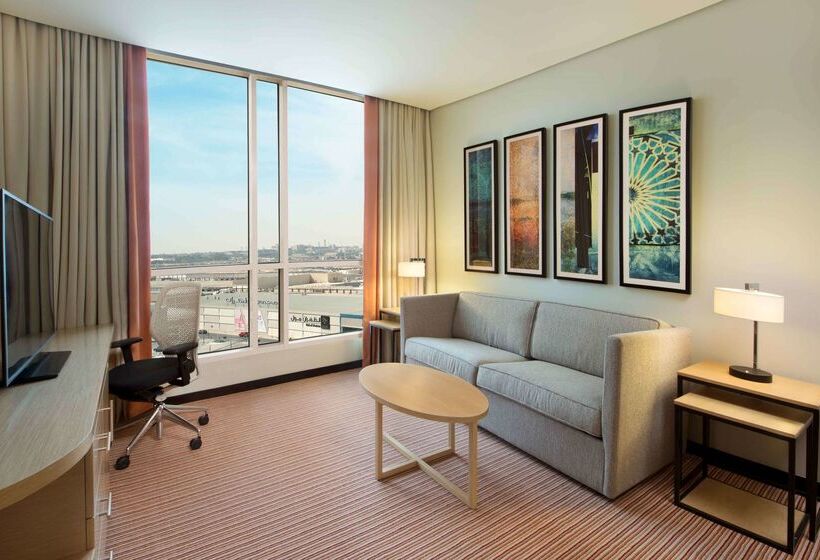 ホテル Hilton Garden Inn Al Khobar