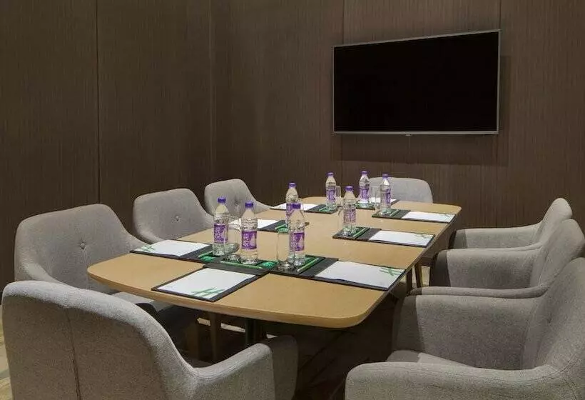 هتل Holiday Inn & Suites Tianjin Downtown, An Ihg