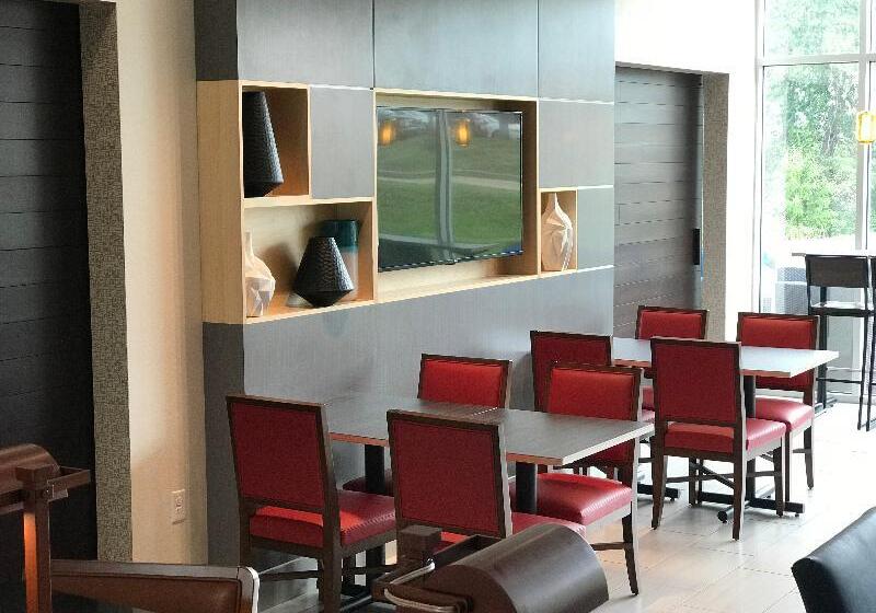 فندق Holiday Inn Express And Suites Hannibal Medical Center By Ihg