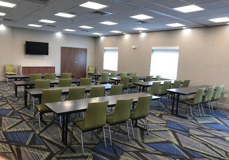 فندق Holiday Inn Express And Suites Hannibal Medical Center By Ihg