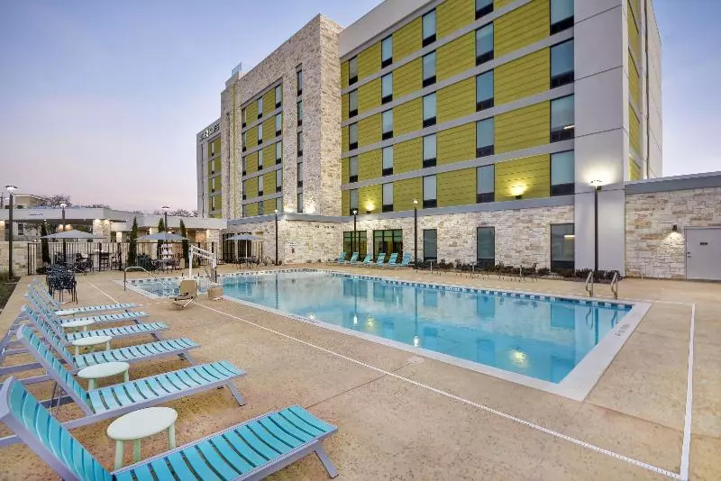 هتل Home2 Suites By Hilton Plano Richardson