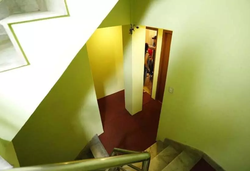 هتل Kathmandu Airport