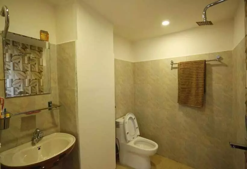 هتل Kathmandu Airport