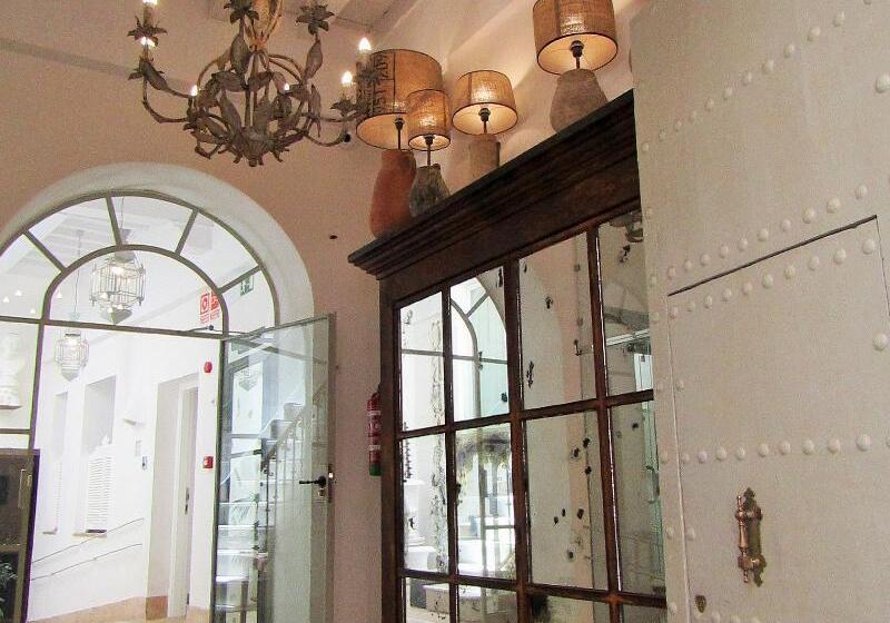 هتل Overland Suites Catedral