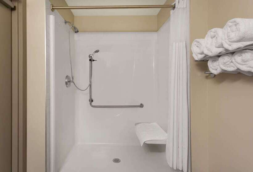 בית מלון כפרי Ramada By Wyndham Grassland