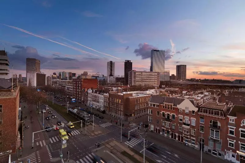 Hotelli Rotterdam Teleport