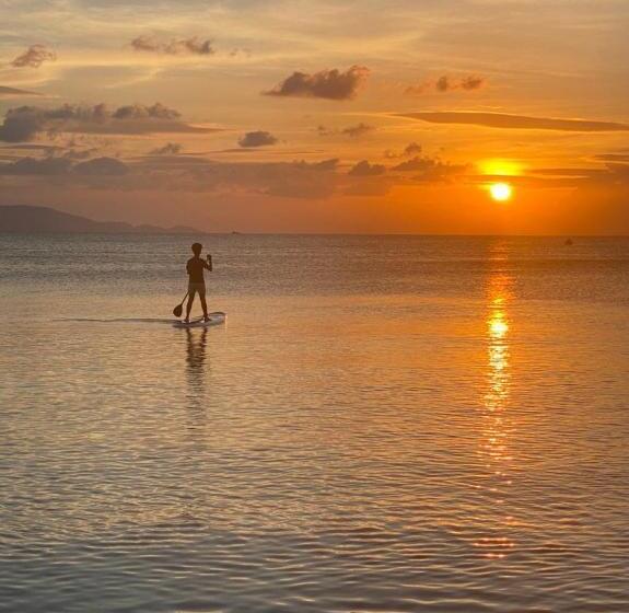 ホテル Sunset Beach Villa S