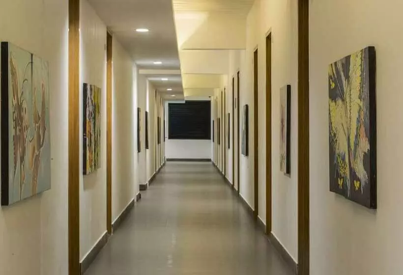 ホテル Swissbelinn Singkawang