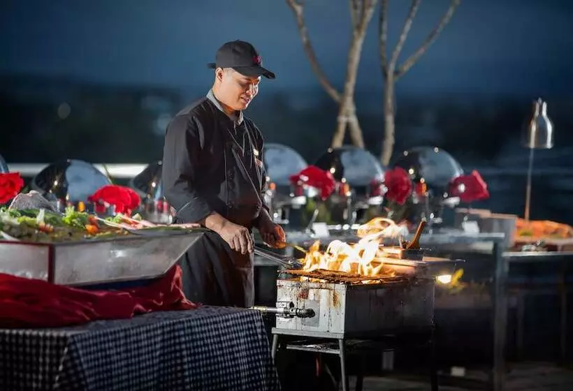 ホテル Swissbelinn Singkawang