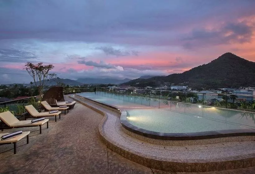 ホテル Swissbelinn Singkawang