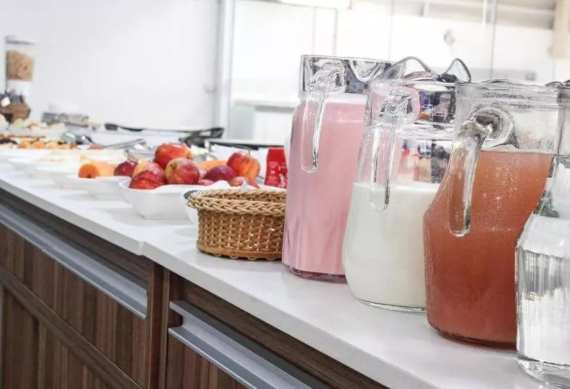 ホテル The Hill Hotéis Apart Suites