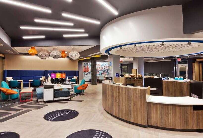 בית מלון כפרי Tru By Hilton Auburn