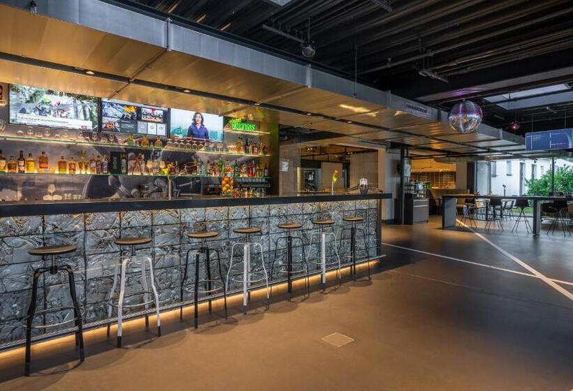 V8 Hotel Köln At Motorworld