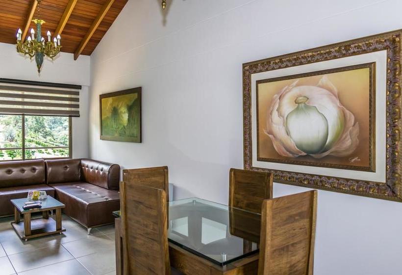 בית מלון כפרי Y Centro De Convenciones La Extremadura