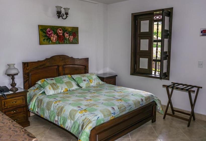 בית מלון כפרי Y Centro De Convenciones La Extremadura