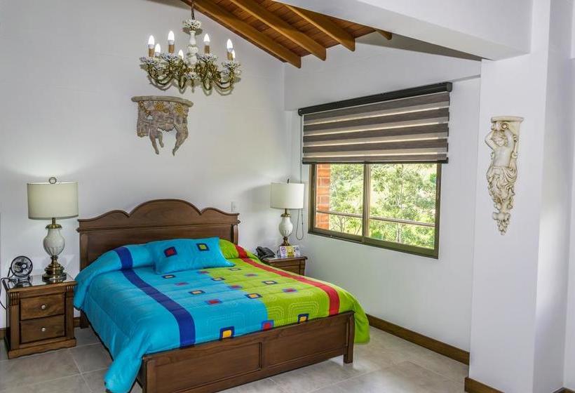 בית מלון כפרי Y Centro De Convenciones La Extremadura