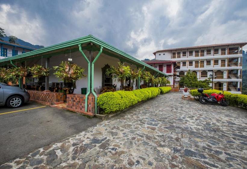 בית מלון כפרי Y Centro De Convenciones La Extremadura