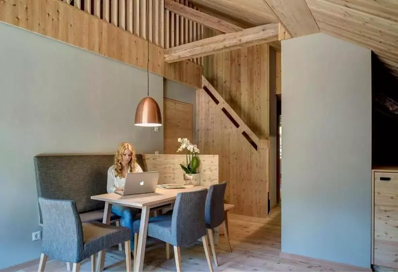 Hotelli Zollhaus St Jakob Im Defereggental