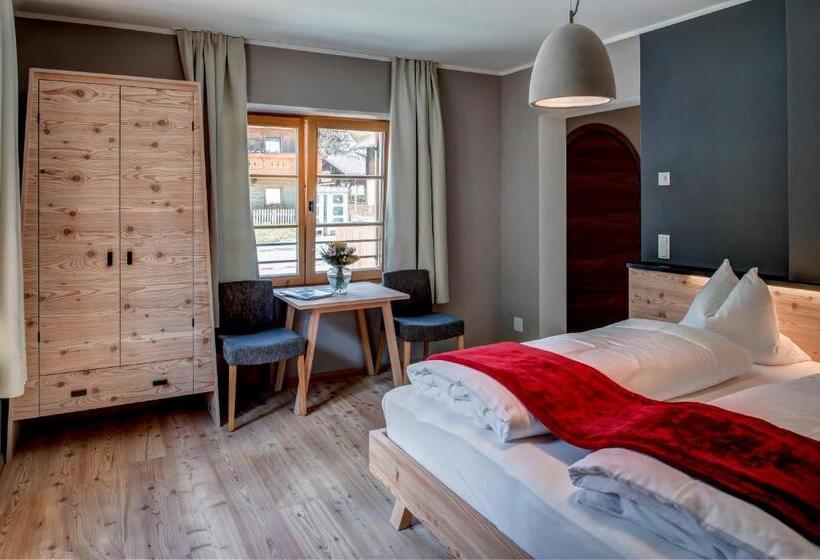 ホテル Zollhaus St Jakob Im Defereggental