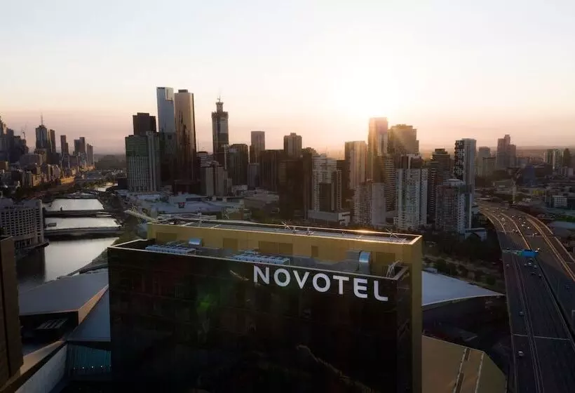 Novotel Melbourne South Wharf
