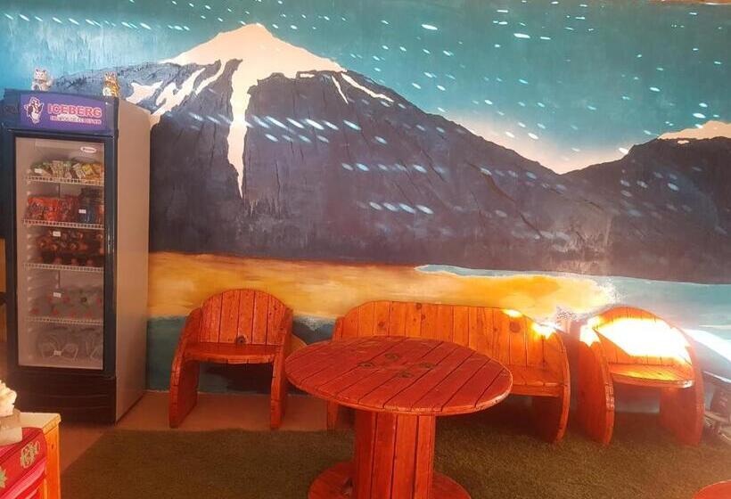 Hostel Hostal Nuevo Sol Y Viento