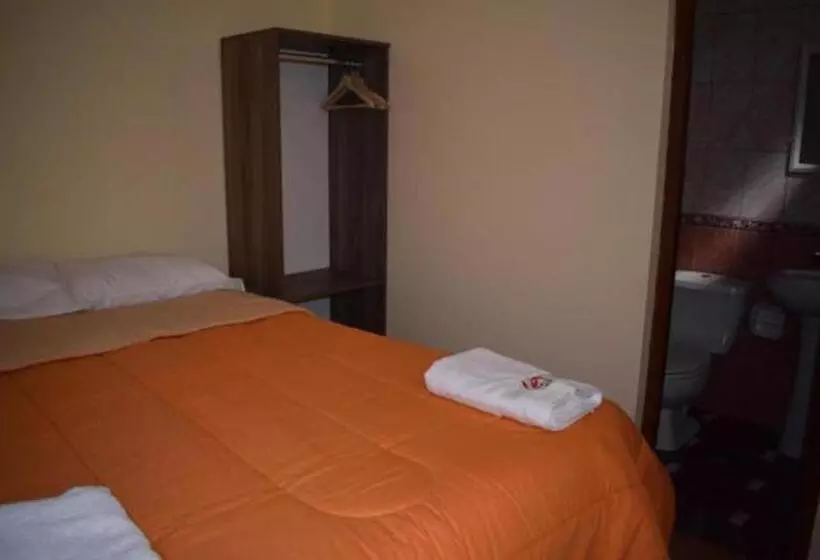 تختخواب و صبحانه Peru Swiss Hostel