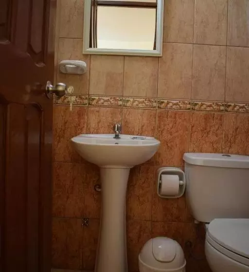 تختخواب و صبحانه Peru Swiss Hostel