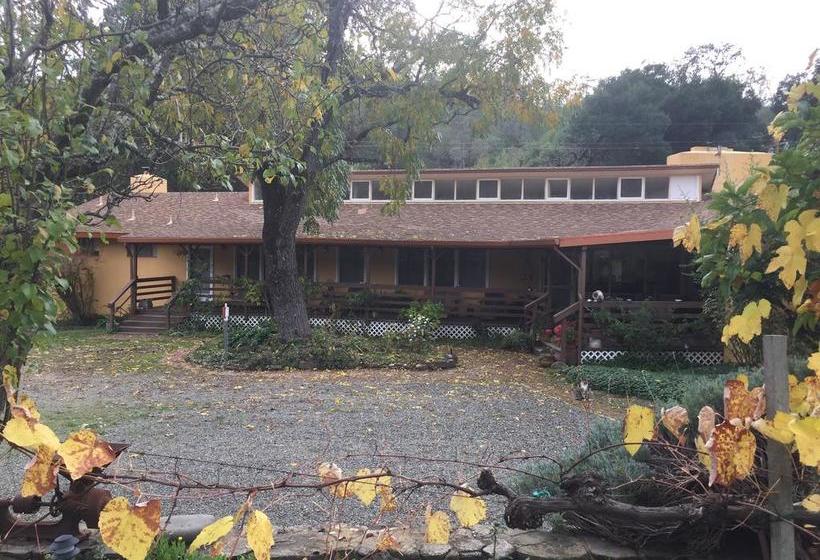 مبيت وإفطار Rustridge Ranch & Winery