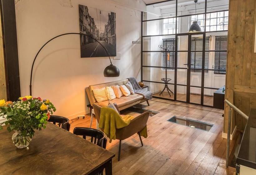 Bed and Breakfast The Warehouse