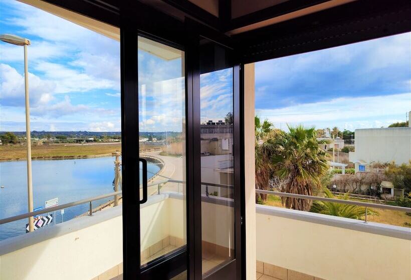 בית מלון כפרי Baia Del Cigno