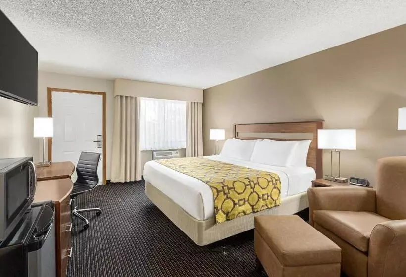 ホテル Baymont By Wyndham Whitefish