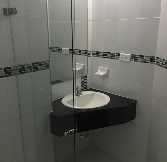 호텔 Ayenda 1315 Candiac