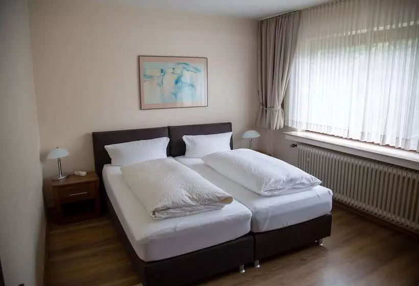 Hotelli Haus Kastanienhof