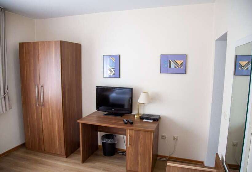 فندق Haus Kastanienhof