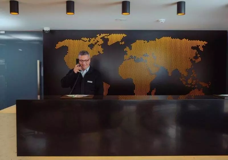 ホテル Ibis Styles Istanbul Bomonti