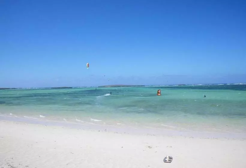 هتل Lakana Ramena