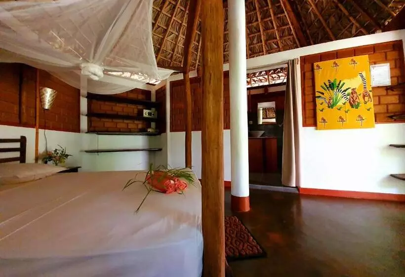 هتل Lakana Ramena