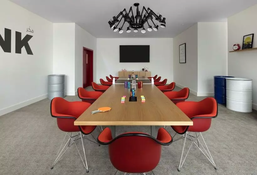 Hotelli Rove Dubai Marina