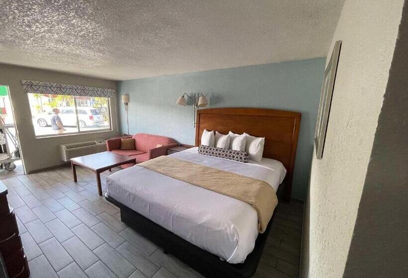 ホテル Rodeway Inn