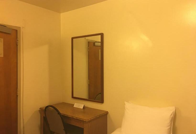 酒店 Seafarers International House