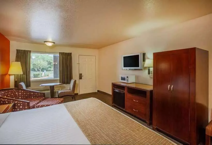 ホテル Travelodge By Wyndham Houston Hobby Airport