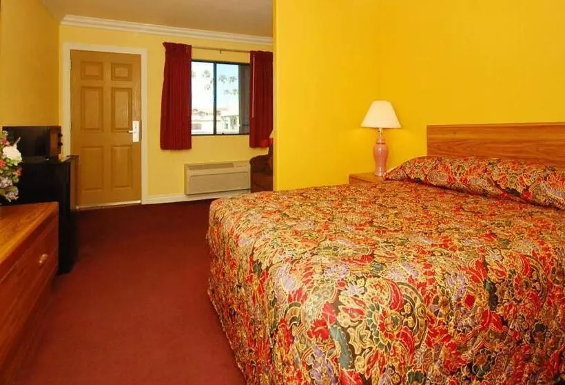 Motelli Magnuson Hotel Blythe