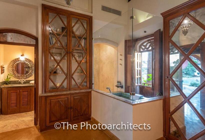 Bed and Breakfast Amrapali House Of Grace