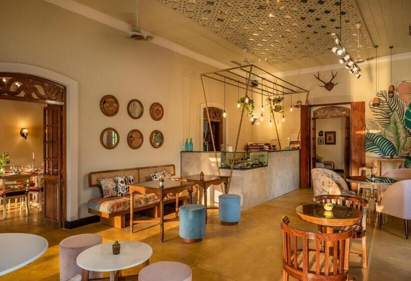 Bed and Breakfast Amrapali House Of Grace