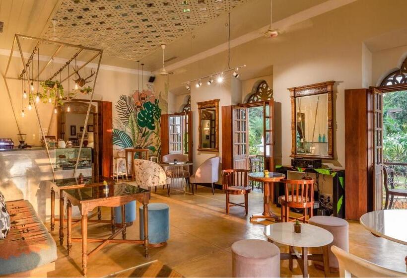 Bed and Breakfast Amrapali House Of Grace