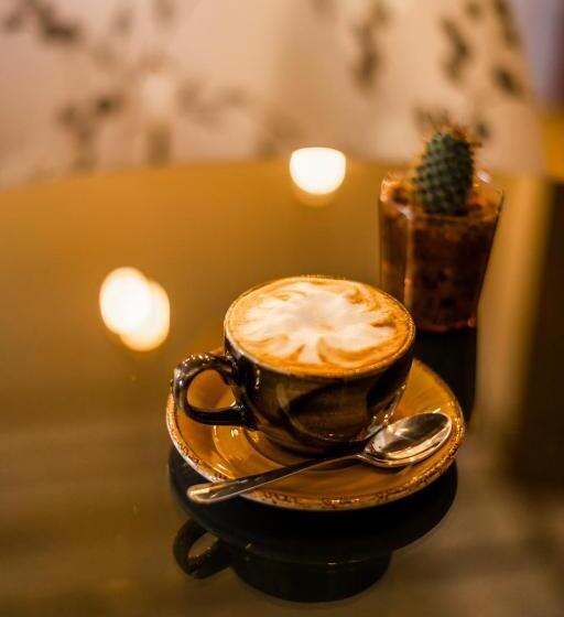 Bed and Breakfast Amrapali House Of Grace