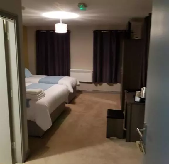 Aamiaismajoitus (B&B) Lynch's On The Pier